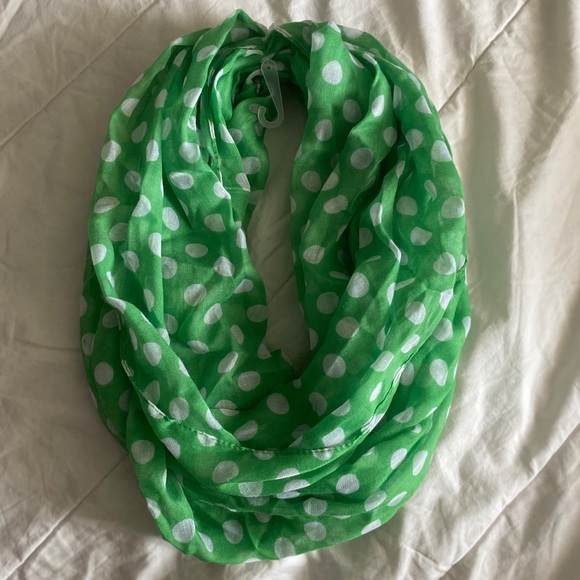 Green & white polkadot infinite scarf Vintage look - Picture 1 of 1